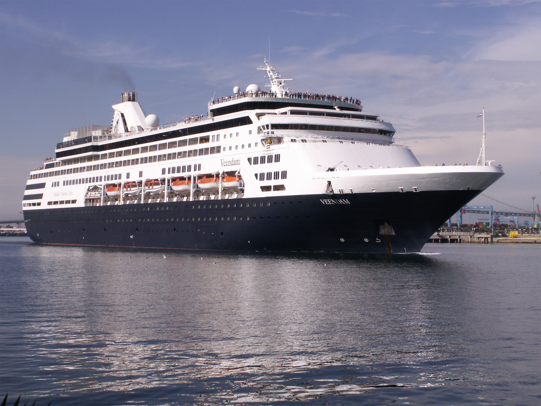 Cruise Ships HD Wallpapers (2010) JPEG