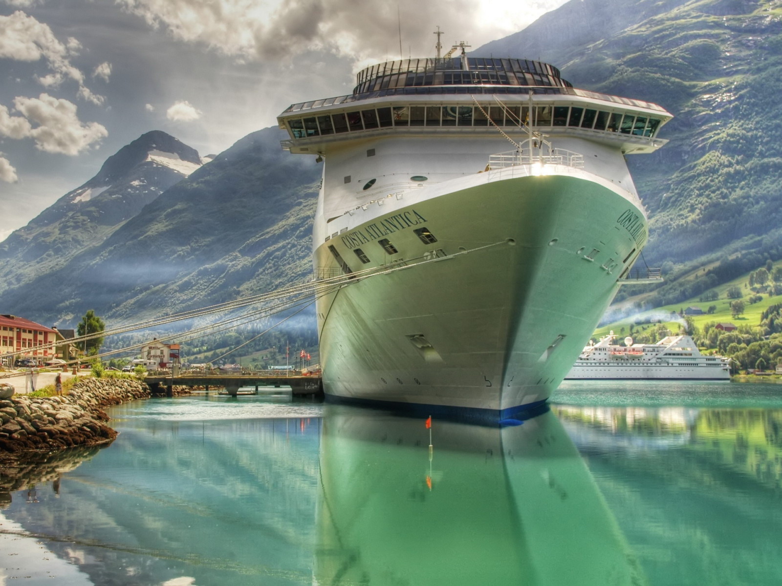Cruise Ships HD Wallpapers (2010) JPEG