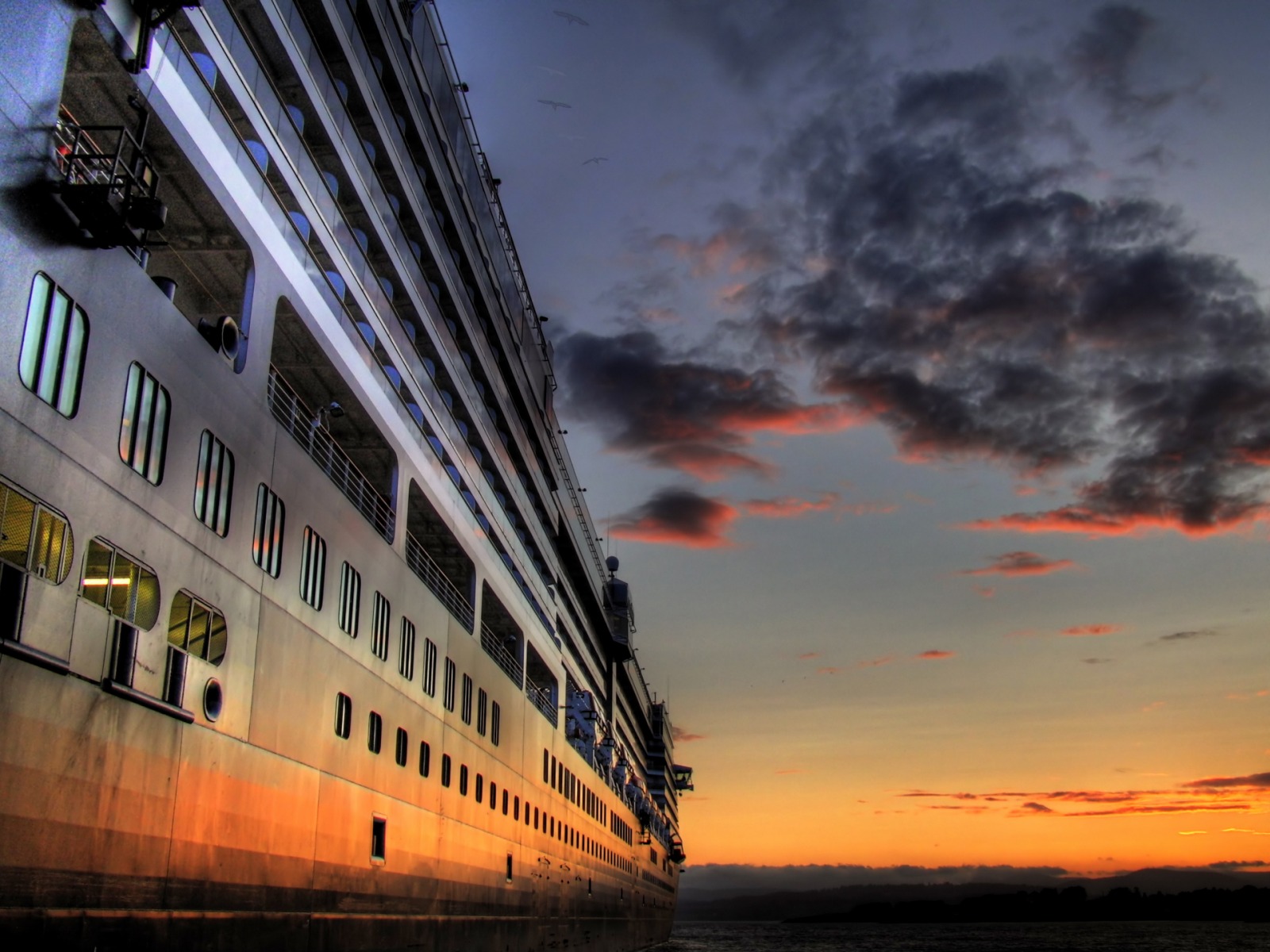 Cruise Ships HD Wallpapers (2010) JPEG